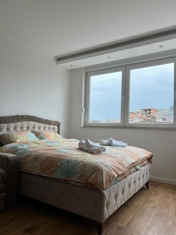 Apartmani Imperial Novi Pazar Buitenkant foto