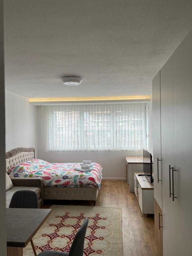 Apartmani Imperial Novi Pazar Buitenkant foto