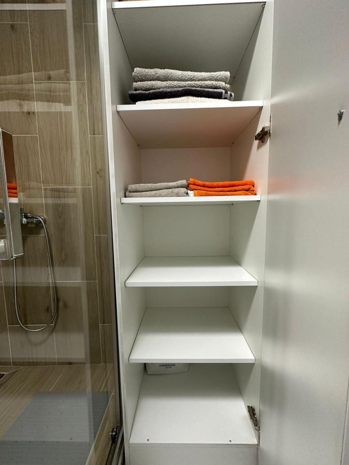 Apartmani Imperial Novi Pazar Kamer foto