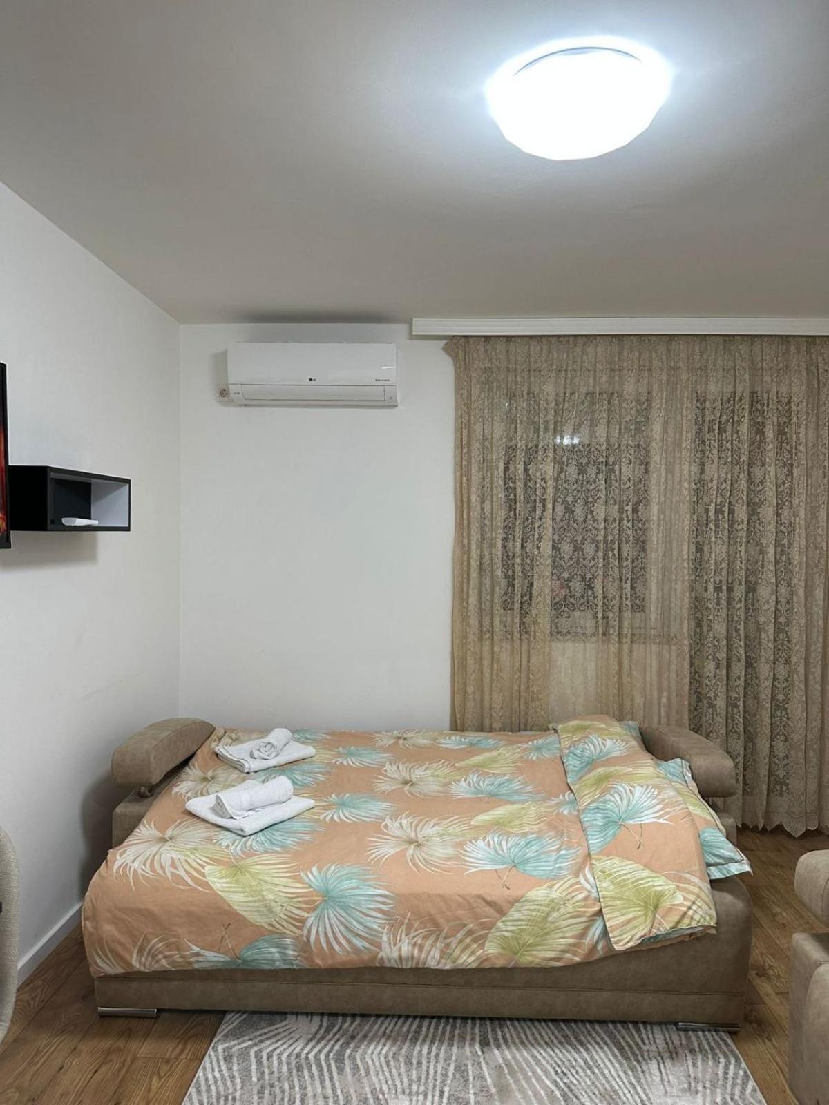 Apartmani Imperial Novi Pazar Buitenkant foto