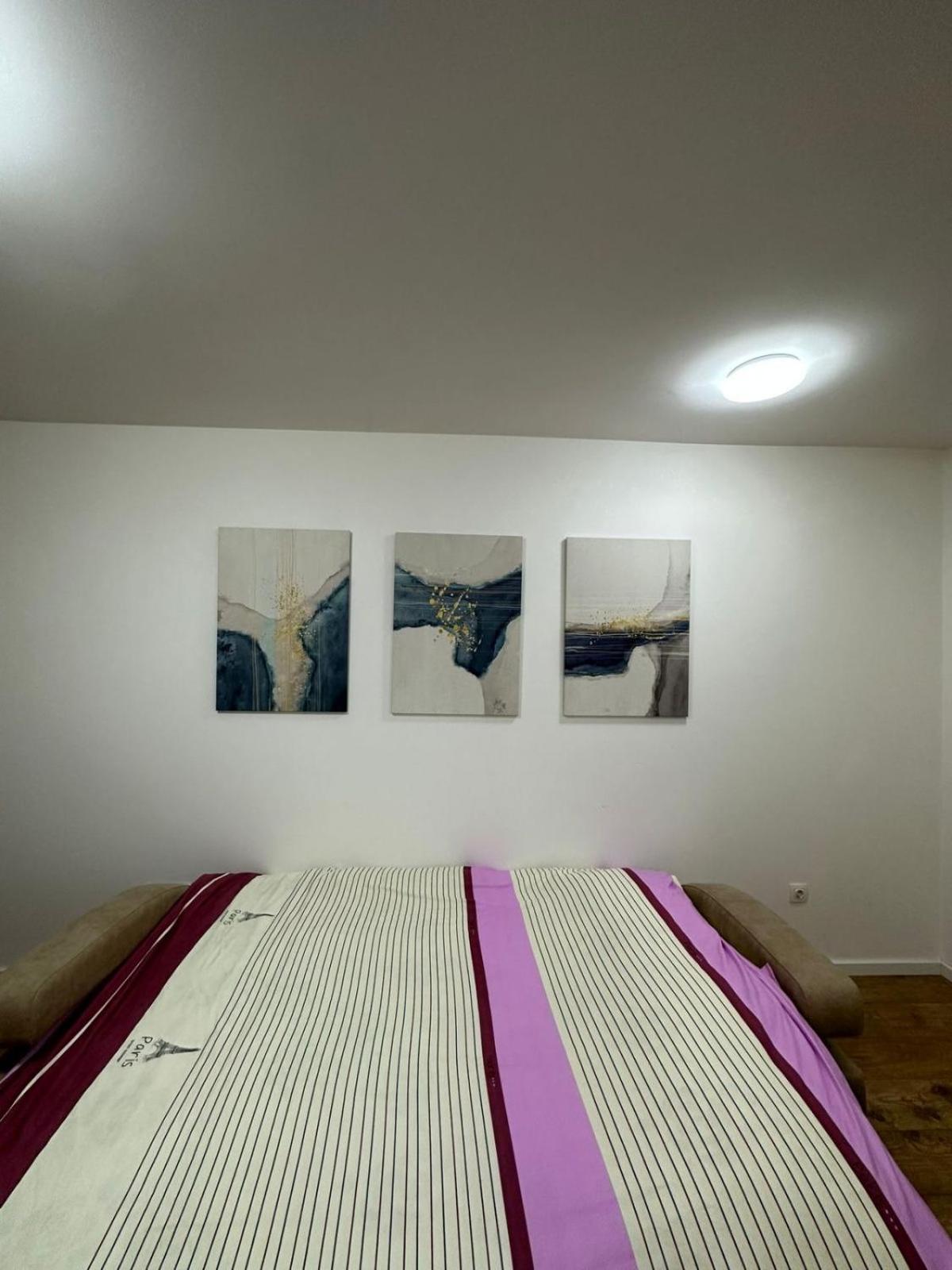 Apartmani Imperial Novi Pazar Buitenkant foto