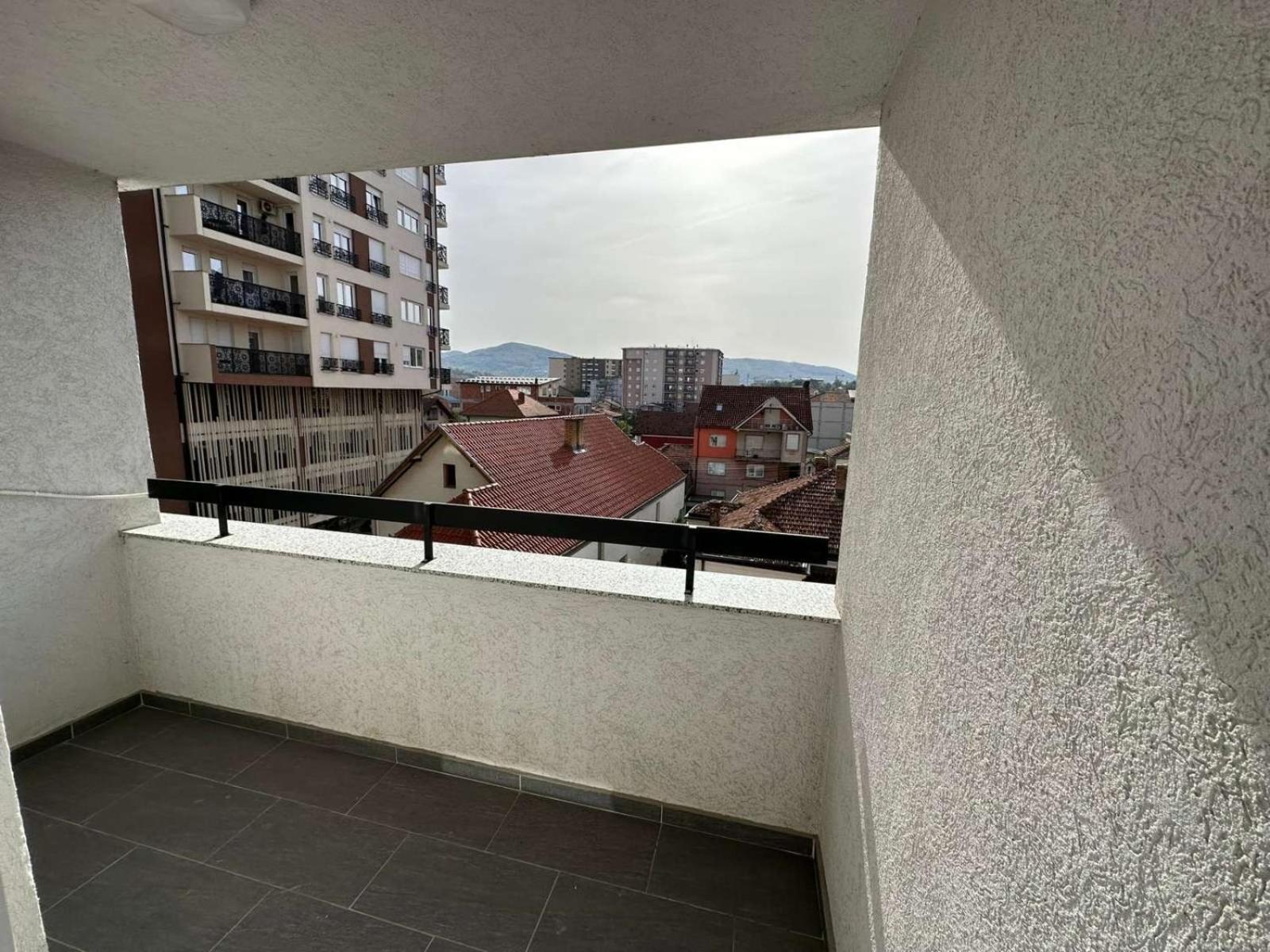 Apartmani Imperial Novi Pazar Buitenkant foto